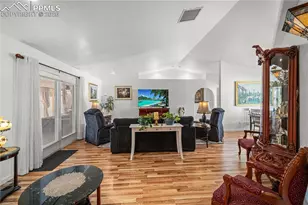 126 S Burke Ct, Pueblo West, CO 81007 - Photo 9