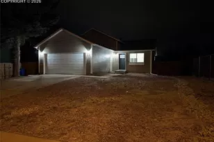 4440 Hollyridge Dr, Colorado Springs, CO 80916 - Photo 5