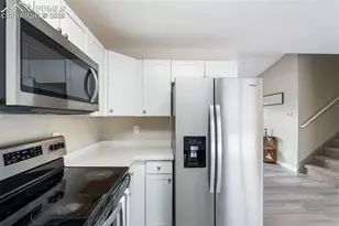 4440 Hollyridge Dr, Colorado Springs, CO 80916 - Photo 9