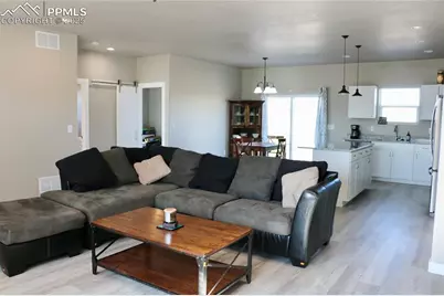 295 W Acorn Drive, Pueblo, CO 81007 - Photo 5