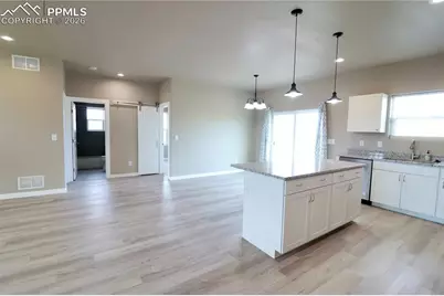 295 W Acorn Drive, Pueblo, CO 81007 - Photo 17