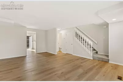 872 London Green Way, Colorado Springs, CO 80906 - Photo 7