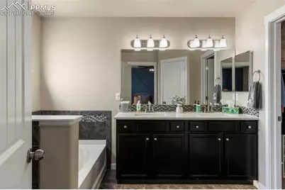 9525 Prairie Dove Drive, Peyton, CO 80831 - Photo 11