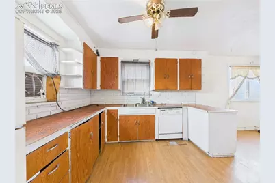 1226 E 10th Street, Pueblo, CO 81001 - Photo 11