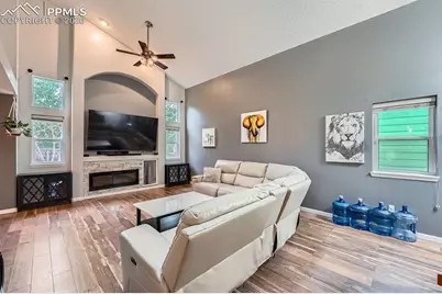 6260 Silverado Trail, Colorado Springs, CO 80922 - Photo 3