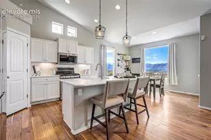 10832 Warm Sunshine Dr, Colorado Springs, CO 80908 - Photo 3