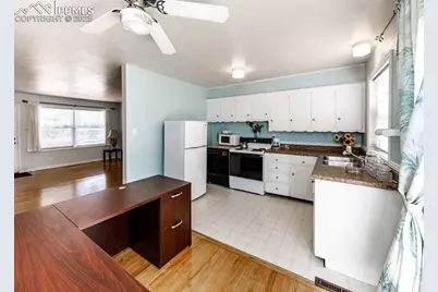 1806 N Circle Drive, Colorado Springs, CO 80909 - Photo 7