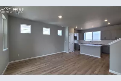 723 Belleza View, Colorado Springs, CO 80907 - Photo 9