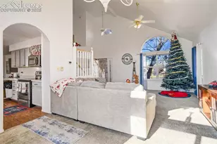 490 W Fairway Dr, Pueblo, CO 81007 - Photo 11