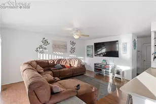 490 W Fairway Dr, Pueblo, CO 81007 - Photo 23