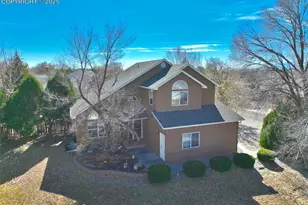 490 W Fairway Dr, Pueblo, CO 81007 - Photo 1