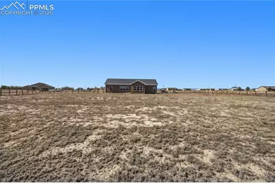 667 E Vermillion Drive, Pueblo, CO 81007 - Photo 25