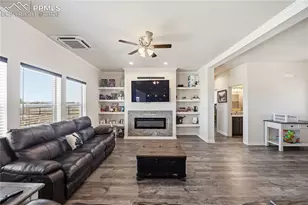 667 E Vermillion Dr, Pueblo, CO 81007 - Photo 9