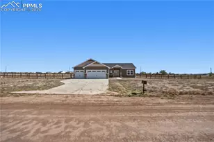 667 E Vermillion Dr, Pueblo, CO 81007 - Photo 5