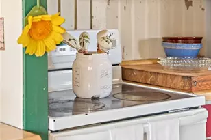 1923 Woodburn St, Colorado Springs, CO 80906 - Photo 17