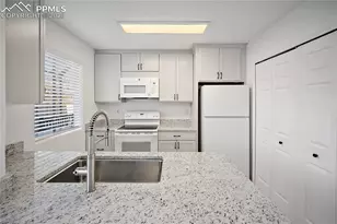 6225 Colony Cir, Colorado Springs, CO 80919 - Photo 11