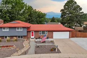2110 Greenwich Circle, Colorado Springs, CO 80909 - Photo 41