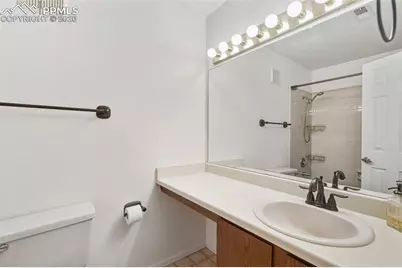 918 Tenderfoot Hill Road #202, Colorado Springs, CO 80906 - Photo 27