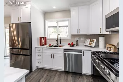 1021 Pioneer Lane, Colorado Springs, CO 80904 - Photo 11