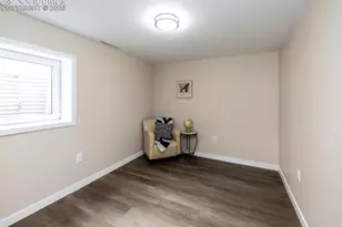 1021 Pioneer Ln, Colorado Springs, CO 80904 - Photo 35