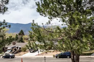 1021 Pioneer Ln, Colorado Springs, CO 80904 - Photo 23