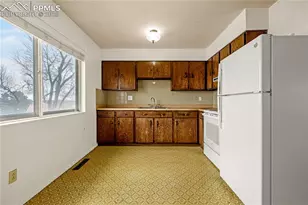 107 Tulane St, Colorado Springs, CO 80910 - Photo 5