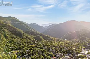 105 Pawnee Ave, Manitou Springs, CO 80829 - Photo 39