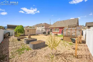 9225 Castle Oaks Dr, Fountain, CO 80817 - Photo 37