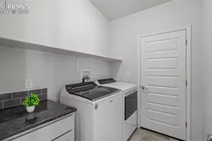 1196 E Purcell Pl, Pueblo, CO 81007 - Photo 17