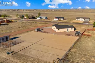 1196 E Purcell Pl, Pueblo, CO 81007 - Photo 27