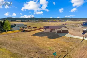 1196 E Purcell Pl, Pueblo, CO 81007 - Photo 29