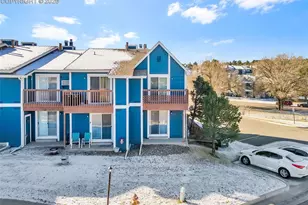 6272 Village Ln, Colorado Springs, CO 80918 - Photo 11