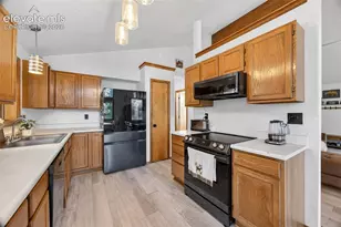 1340 Forest Edge Rd, Woodland Park, CO 80863 - Photo 15