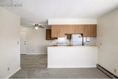 2440 Palmer Park Boulevard #J3, Colorado Springs, CO 80909 - Photo 7