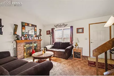921 N Candlestar Loop, Fountain, CO 80817 - Photo 5