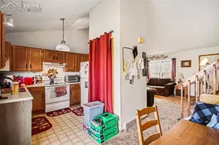 921 N Candlestar Loop, Fountain, CO 80817 - Photo 9