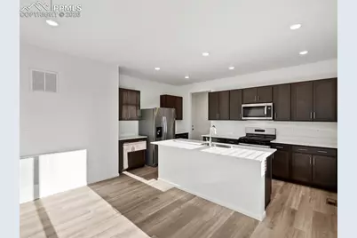 13243 Valley Peak Drive, Peyton, CO 80831 - Photo 7