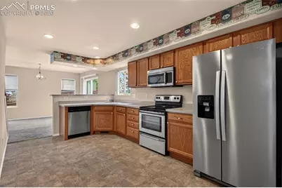 2392 Pinyon Jay Drive, Colorado Springs, CO 80951 - Photo 9