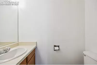 4220 Hunting Meadows Circle, Colorado Springs, CO 80916 - Photo 13