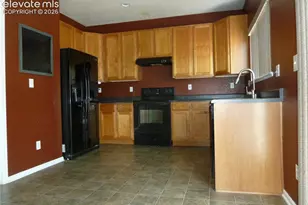 4490 Crow Creek Dr, Colorado Springs, CO 80922 - Photo 7