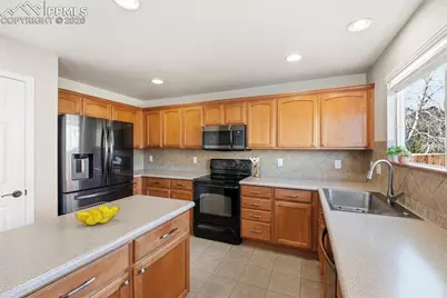 8318 Shadow Run Lane, Fountain, CO 80817 - Photo 17