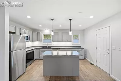 2155 Wheeler Avenue, Colorado Springs, CO 80904 - Photo 7