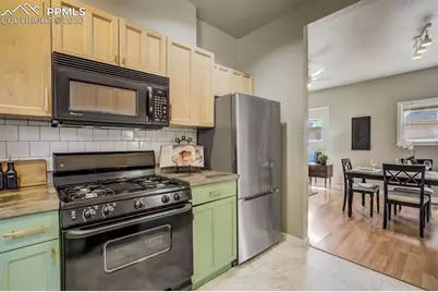 718 Sahwatch Street, Colorado Springs, CO 80903 - Photo 5