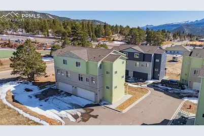 560 E Grace Avenue, Woodland Park, CO 80863 - Photo 33