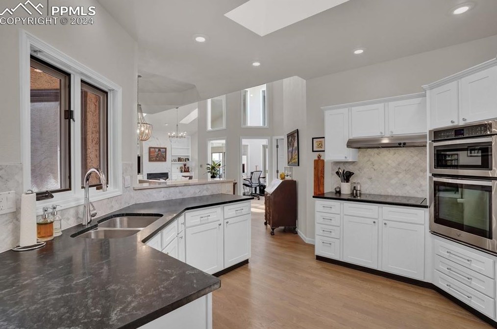 2530 Paseo Verde, Colorado Springs CO 80904-1690 exterior