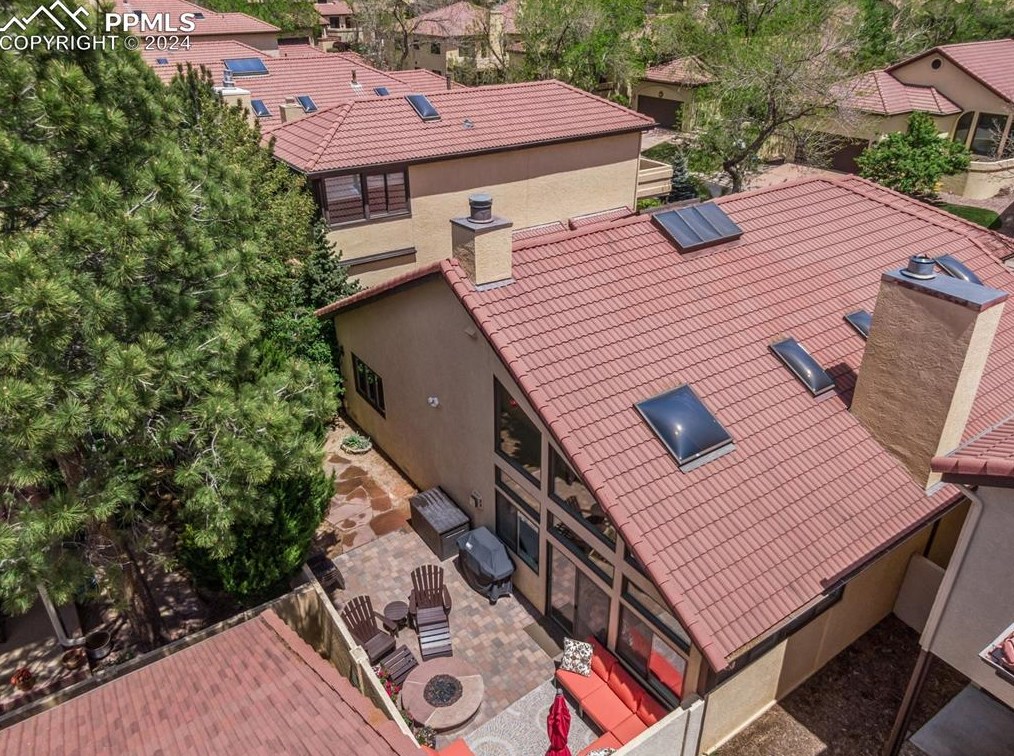 2530 Paseo Verde, Colorado Springs CO 80904-1690 exterior