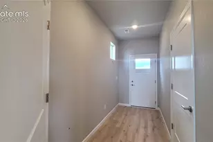 729 Belleza Vw, Colorado Springs, CO 80907 - Photo 3