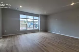 729 Belleza Vw, Colorado Springs, CO 80907 - Photo 9