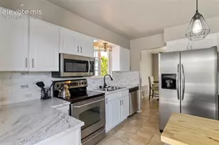 4032 Valley Dr, Pueblo, CO 81008 - Photo 7