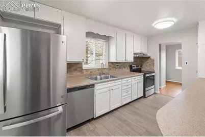 2318 E Caramillo Street, Colorado Springs, CO 80909 - Photo 11